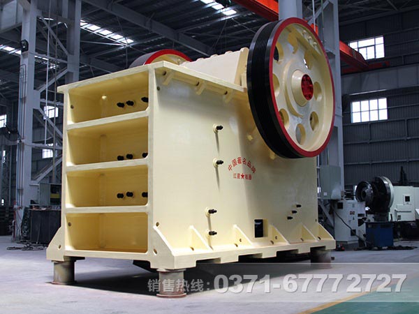 礫巖破碎、制砂全套加工設備都有什么？