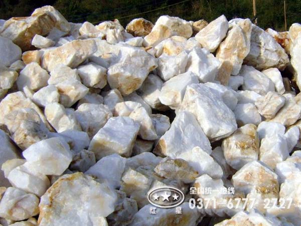 石英石粉碎機(jī)價(jià)格多少？