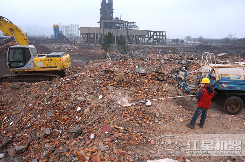 小型建筑垃圾處理廠賺錢嗎？用什么破碎機好？