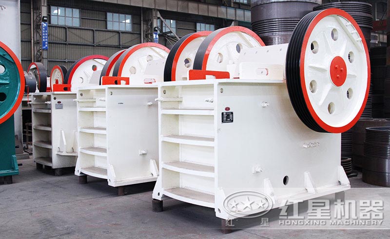 哪兒有小型石子破碎機(jī)？一套價(jià)錢是多少？