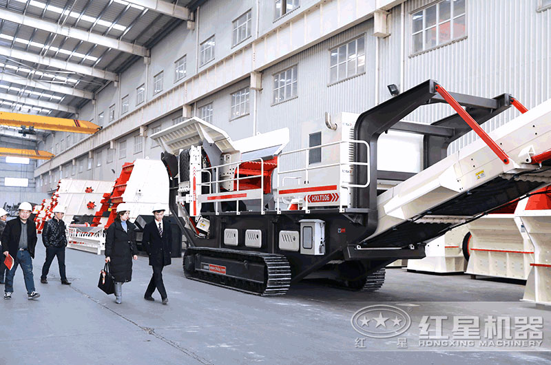 想找型號全、價(jià)格優(yōu)惠的履帶液壓巖石破碎機(jī)廠家，來這里！