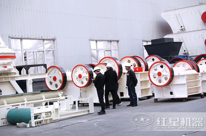 石子粉碎機(jī)有哪些？哪種適合中小型石料廠？