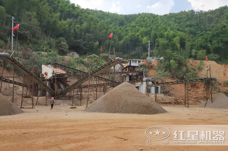 15萬預(yù)算，能買到哪種河卵石及建筑廢料用多功能破碎機？