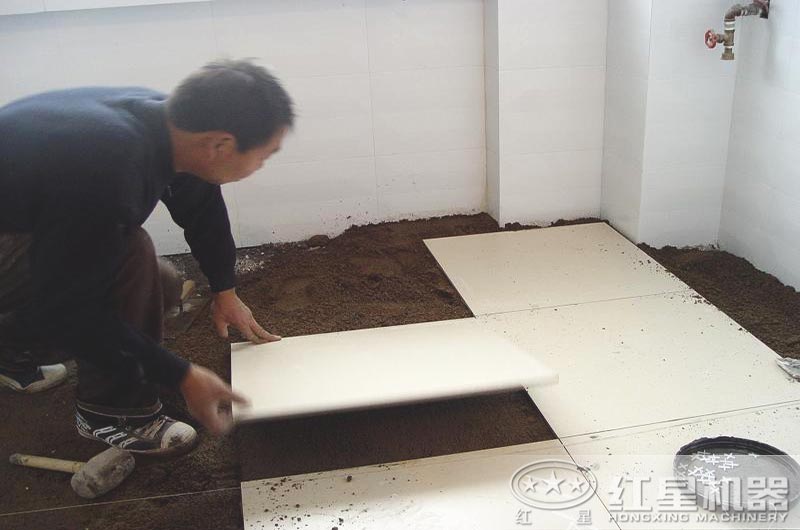 鋪地磚用石粉和沙子哪個(gè)好？制粗石粉用什么制沙機(jī)？
